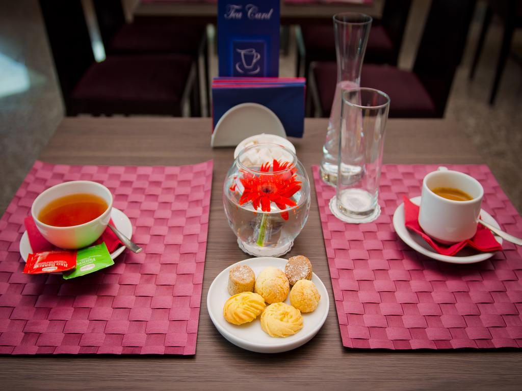 Chirag Plaza Hotel Баку Экстерьер фото
