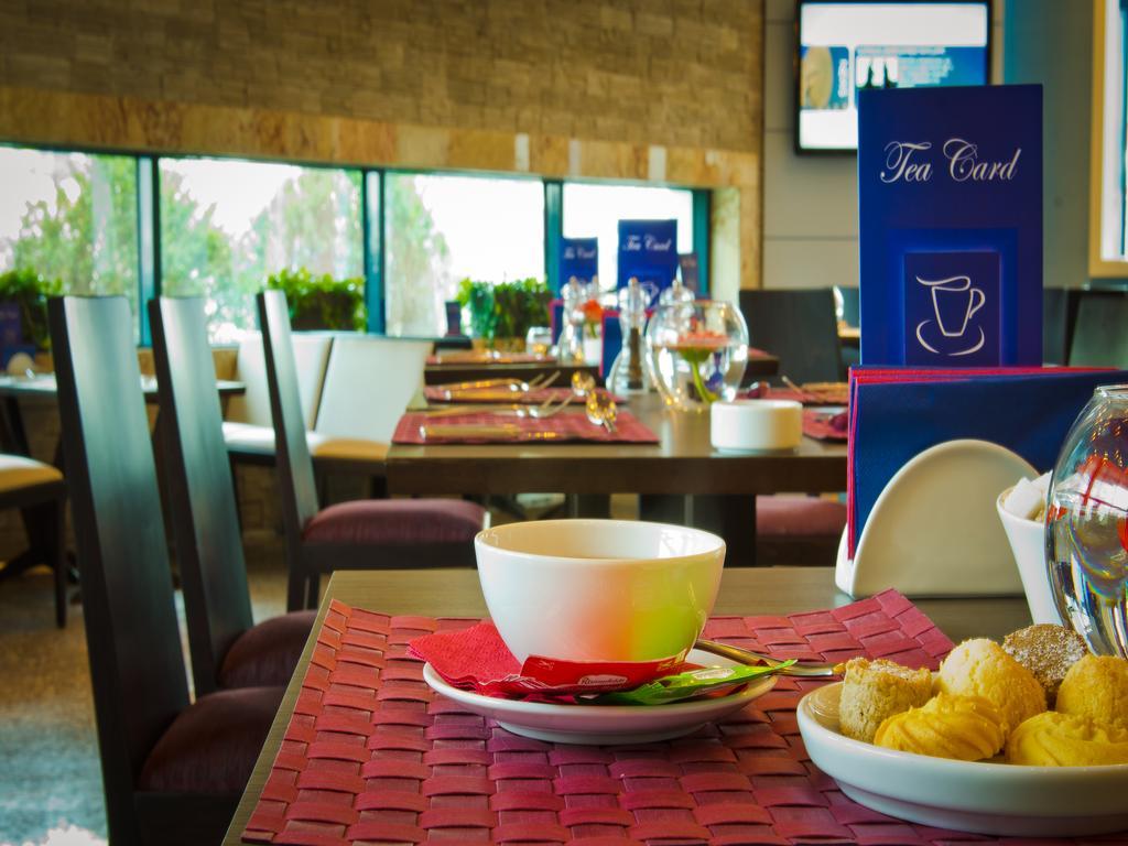 Chirag Plaza Hotel Баку Экстерьер фото
