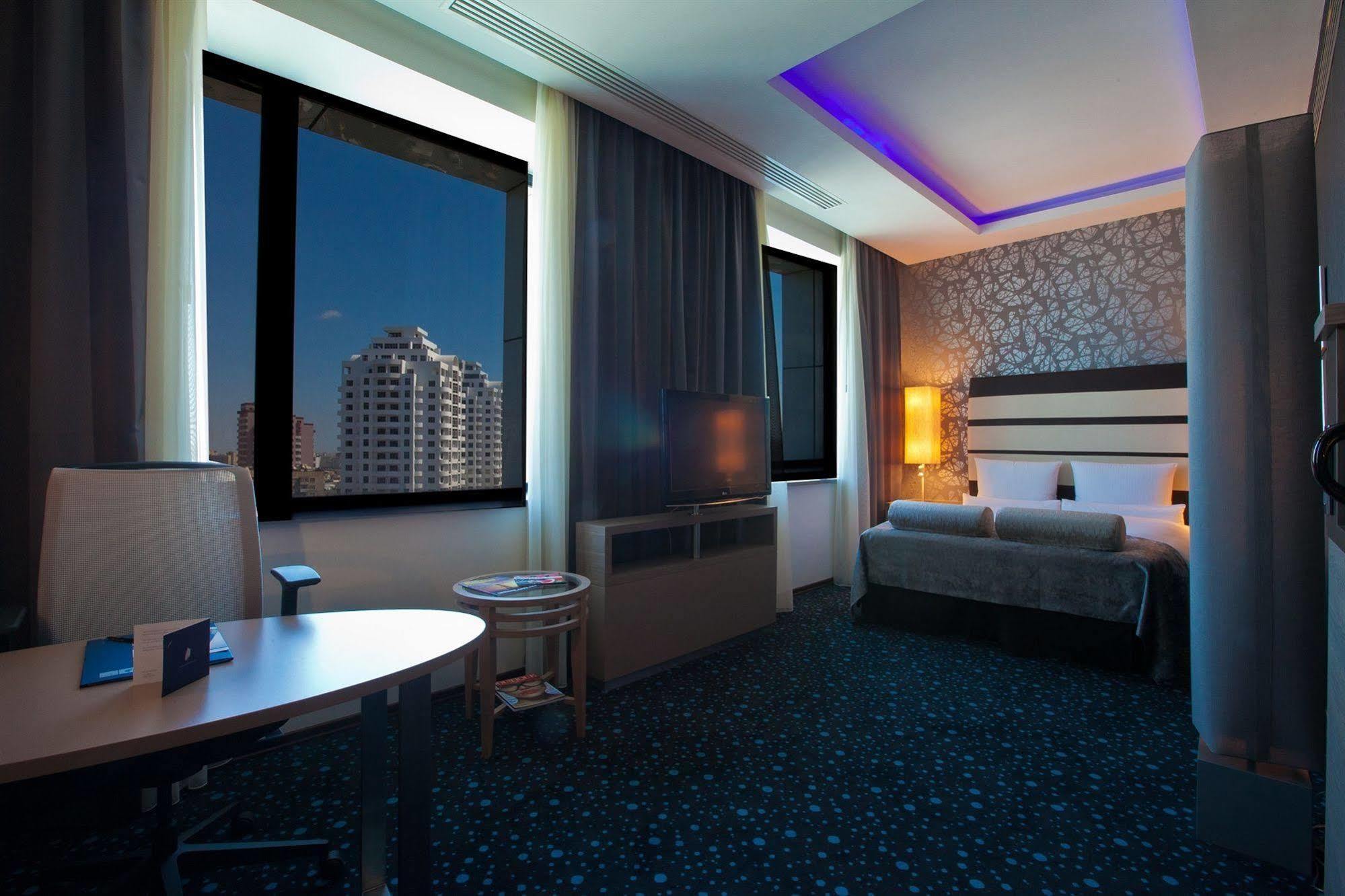 Chirag Plaza Hotel Баку Экстерьер фото